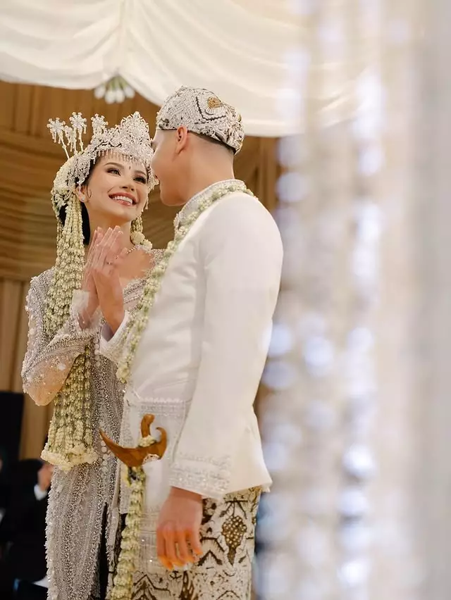 Once bantah bakal ikut nyanyi di nikahan Al © berbagai sumber Once bantah bakal ikut nyanyi di nikahan Al © berbagai sumber