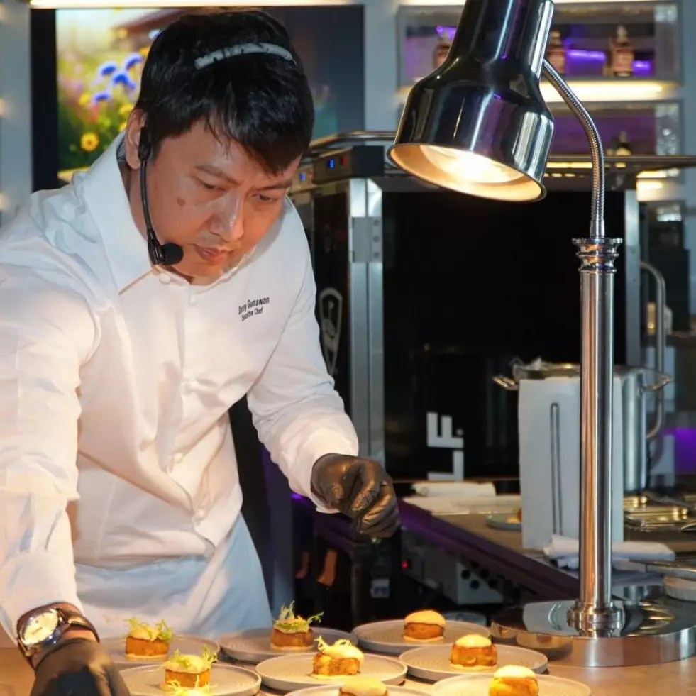 Bagaimana rasanya jika steak premium bertemu jiwa Asia? Temukan jawabannya di Ironwood Steak &amp; Grill