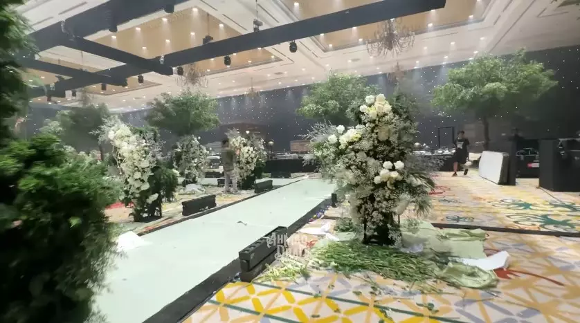 penampakan dekorasi ngunduh mantu Al © YouTube