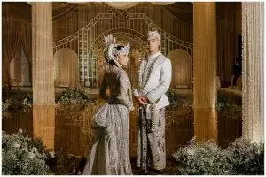 5 Potret Al Ghazali dan Alyssa Daguise di acara ngunduh mantu, serasi pakai baju pengantin Jawa