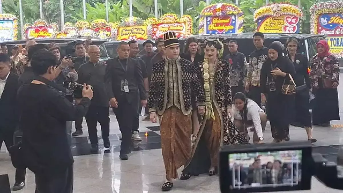 Ahmad Dhani gelar acara tanpa endorse, intip suvenir ngunduh mantu Al dan Alyssa, ada stoples kristal