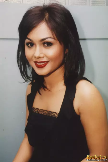 seleb dengan alis tipis © berbagai sumber