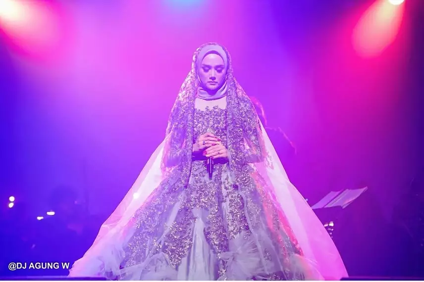 karya ikonik desainer Hengki Kawilarang © Instagram karya ikonik desainer Hengki Kawilarang © Instagram