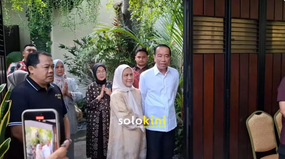 warga rayakan ulang tahun Jokowi © YouTube warga rayakan ulang tahun Jokowi © YouTube