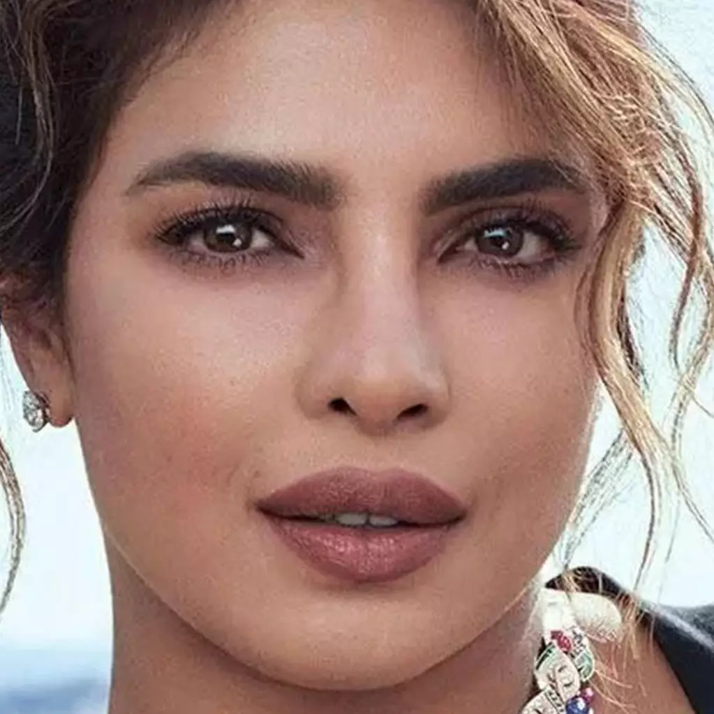 Priyanka Chopra cerita hampir mengalami cedera serius pada bagian matanya saat syuting Heads of State