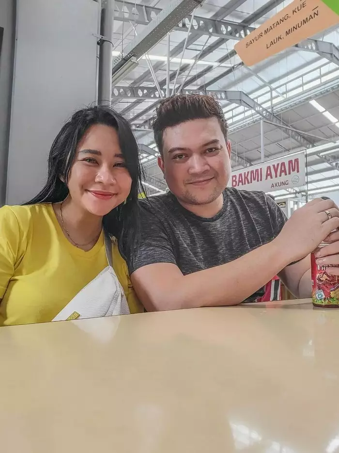 Suami Chikita Meidy tak terima dituding judol © berbagai sumber Suami Chikita Meidy tak terima dituding judol © berbagai sumber