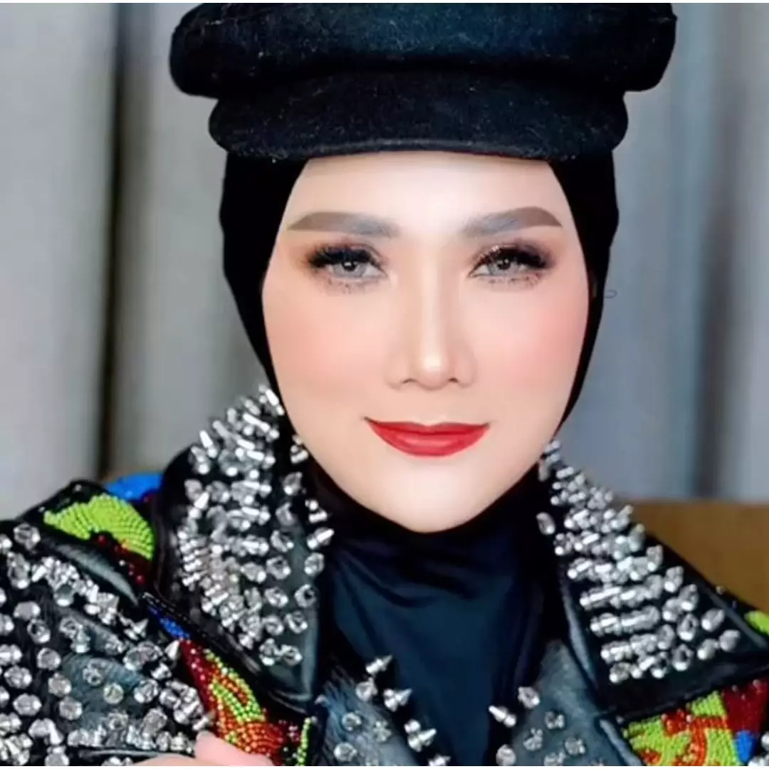 Cerita Mulan Jameela pernah minta cerai dari Ahmad Dhani, sampai sang musisi nangis karena emoh cerai