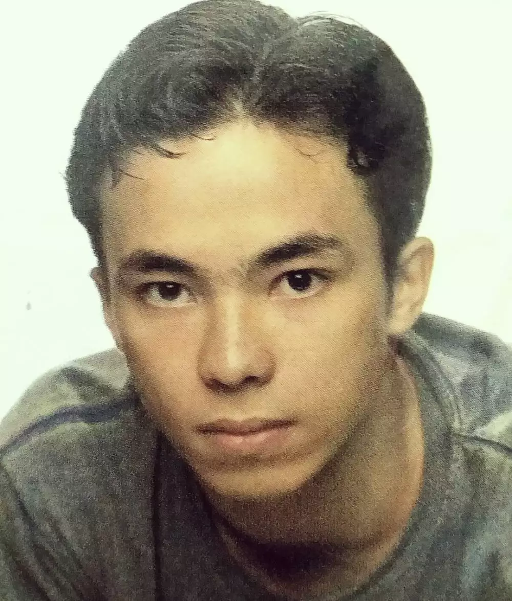 Potret lawas Attila Syach jadi cover boy © 2022 berbagai sumber Potret lawas Attila Syach jadi cover boy © 2022 berbagai sumber