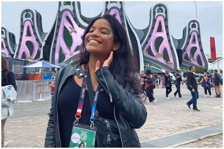 10 Potret Juliana Marins turis Brasil yang jatuh di Gunung Rinjani, hobi olahraga dan traveling