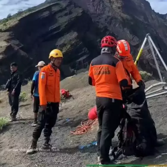 Pemerintah disalahkan netizen Brasil, ini 7 fakta evakuasi Juliana Marins di Gunung Rinjani