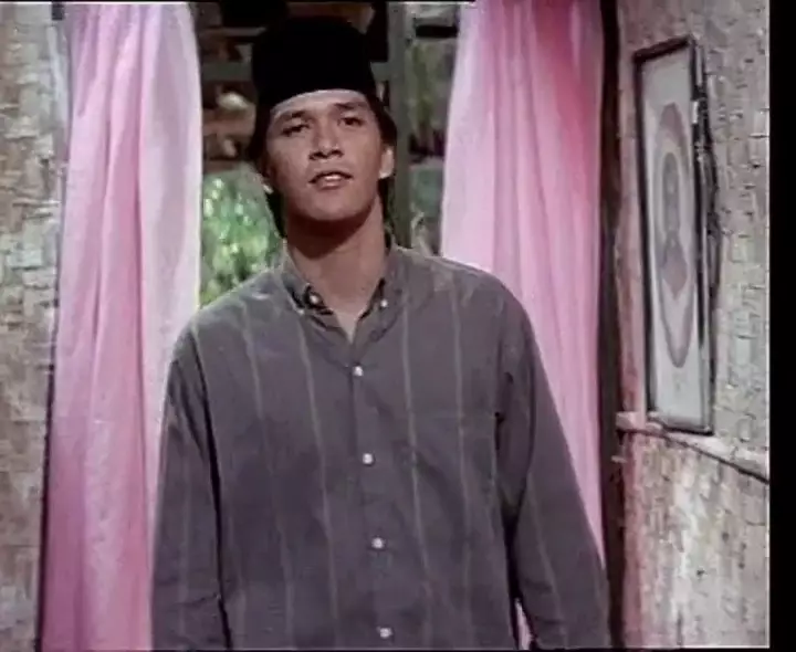 Jeffry Waworuntu model iklan pomade suami Ruth Sahanaya  © 2025 Instagram