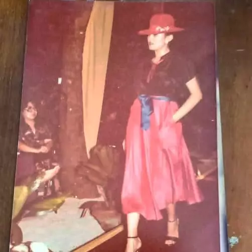 Potret lawas Merry Mustaf dulu model catwalk © 2025 brilio.net