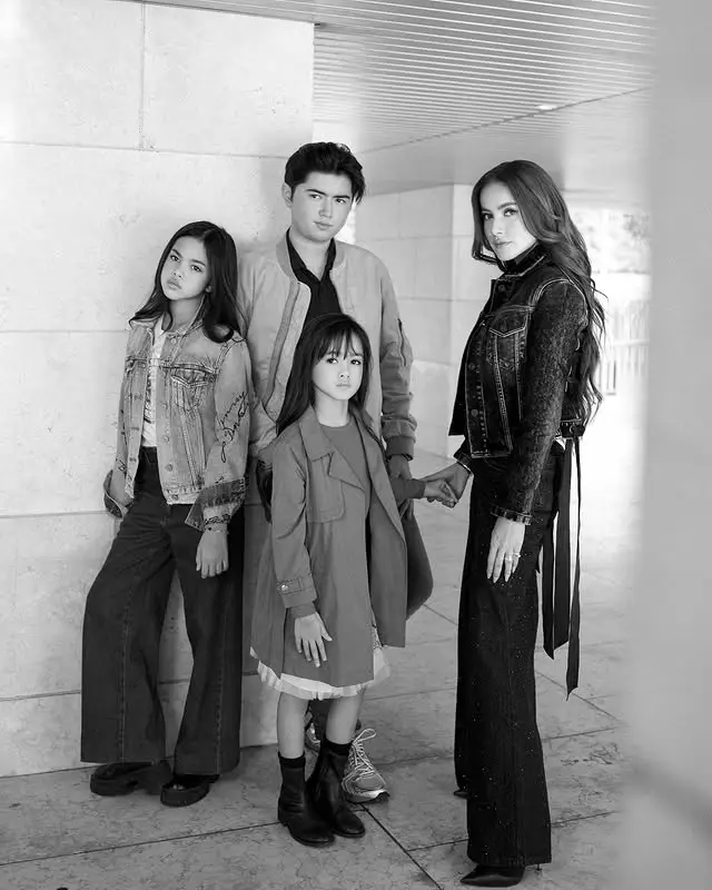 Olla Ramlan lepas hijab bukan karena ekonomi © Instagram