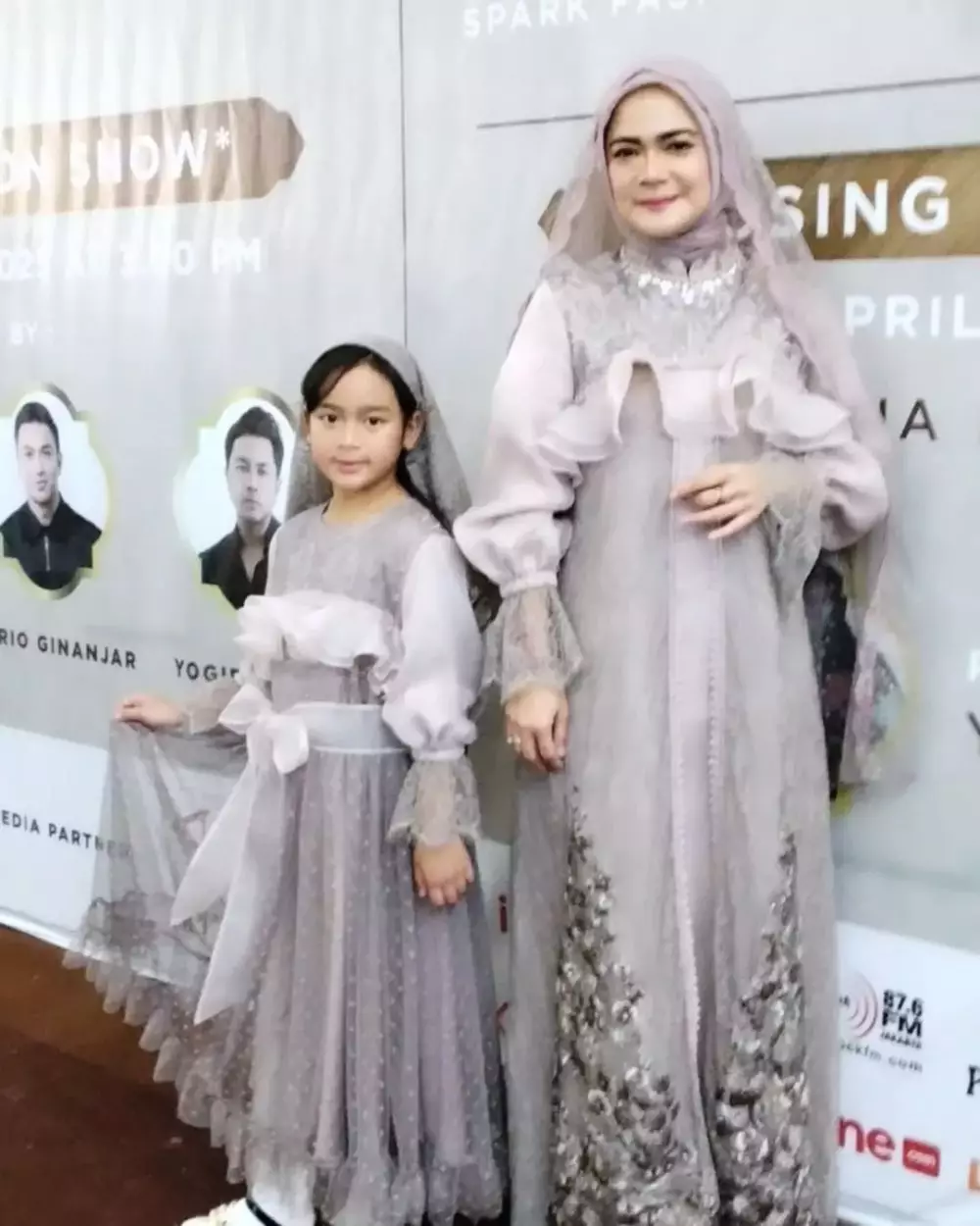 Shezy Idris banting setir jualan makanan dan pakaian © 2025 Instagram