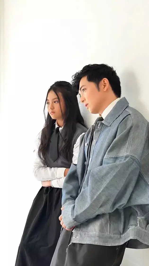 Bintang iklan rokok ini cantiknya bikin terpesona ternyata kakak Nicky Tirta, ini 11 potret lawasnya berbagai sumber