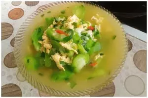 Cara masak sayur oyong biar nggak lembek dan tetap hijau segar, cobain yuk!