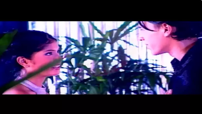 model video klip menantu sby © YouTube