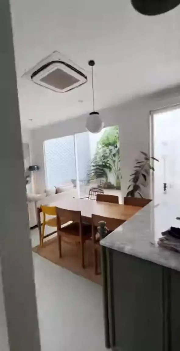 potret dapur segaris di rumah ricky harun © berbagai sumber