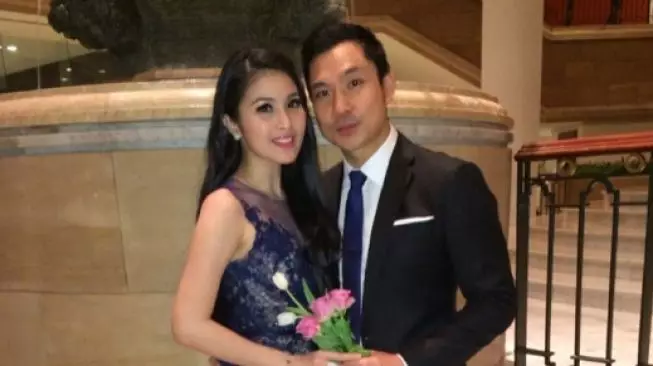 foto lawas seleb masa pacaran © 2023 brilio.net foto lawas seleb masa pacaran © 2023 brilio.net