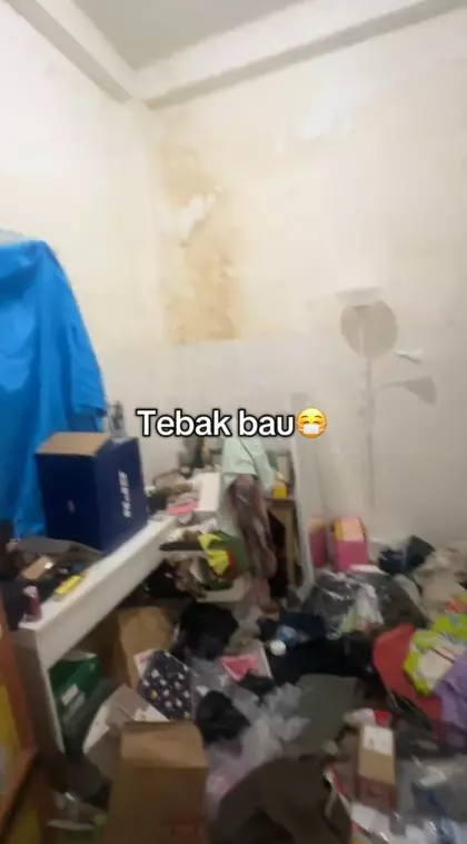 kondisi kamar kos dalamnya jorok pol © TikTok kondisi kamar kos dalamnya jorok pol © TikTok