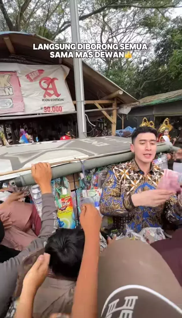 Fakta pedagang rugi mainan diborong Verrell Bramasta © 2025 brilio.net