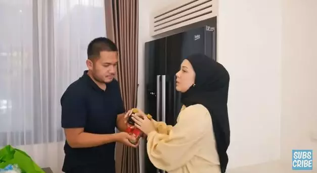 potret dapur rumah baru Kesha Ratuliu © 2024 brilio.net potret dapur rumah baru Kesha Ratuliu © 2024 brilio.net