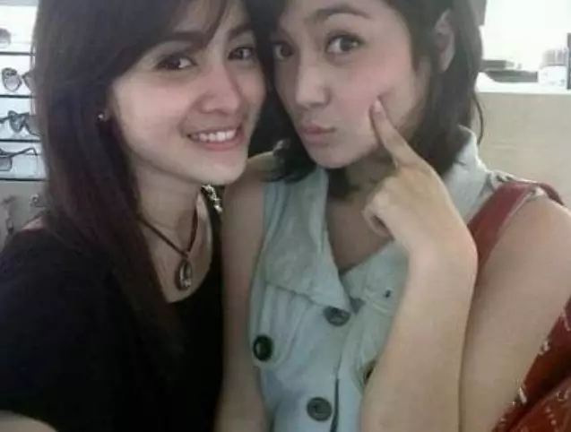 potret lawas Imel Putri Cahyati © berbagai sumber potret lawas Imel Putri Cahyati © berbagai sumber