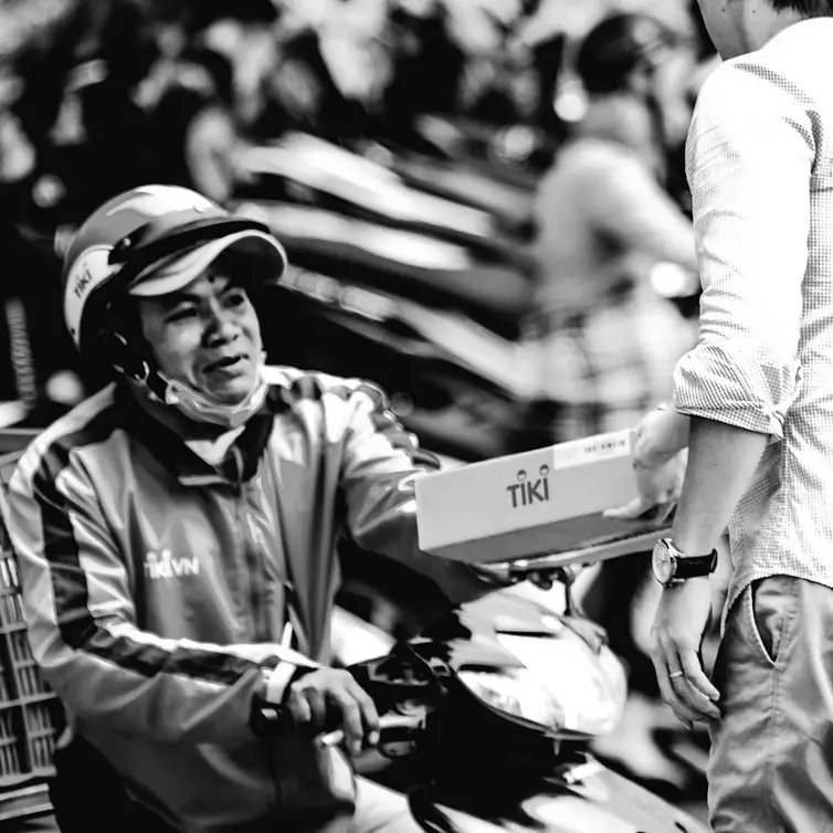 Gara-gara istri bilang paket COD yang dibelinya palsu, ASN di Pamekasan emosi dan cekik kurir