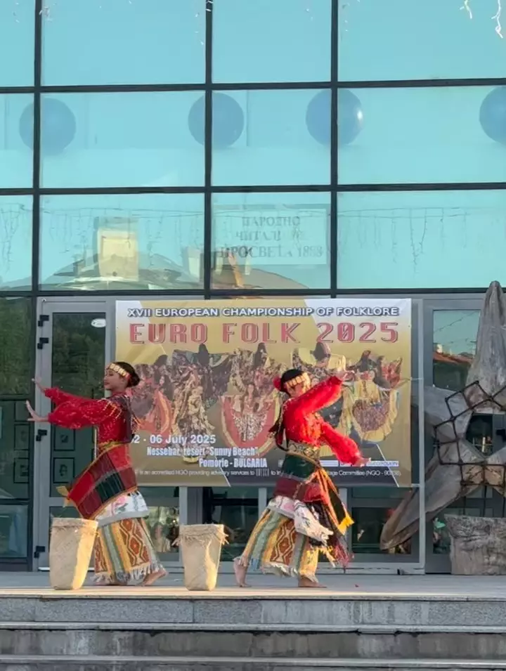 Klarifikasi Tina Astari istri Menteri UMKM © Instagram