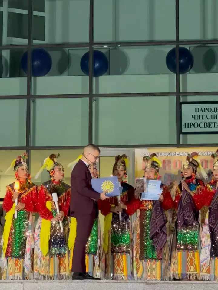 Klarifikasi Tina Astari istri Menteri UMKM © Instagram