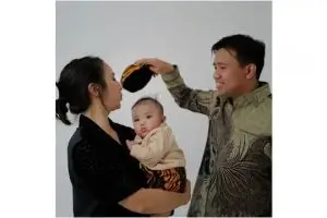 Lebih banyak sukanya, cerita bangganya Clairine Clay dan Joshua Suherman urus anak tanpa baby sitter
