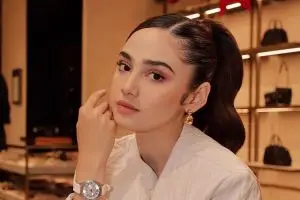 Pilih tak booking MUA, begini cara Syifa Hadju makeup sendiri untuk photoshoot
