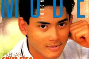 7 Potret lawas Onky Alexander jadi model cover majalah era 80-an, senyum manisnya bikin hati terpikat