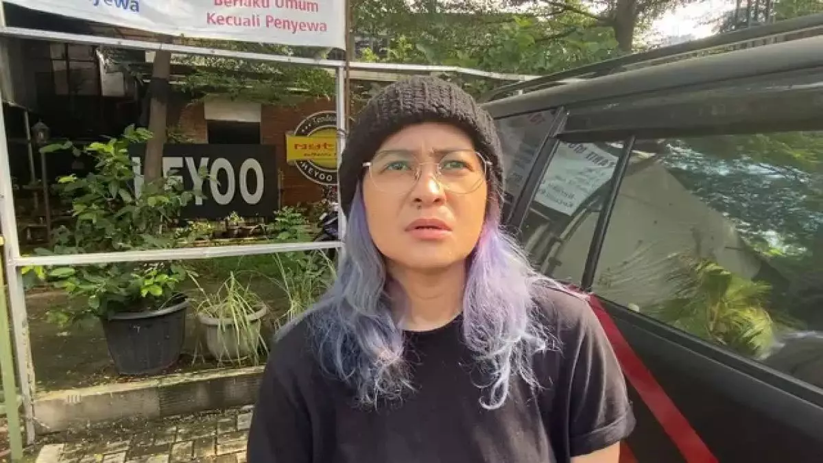 Terpukulnya Mitha The Virgin usai sang ibu meninggal, sampai belum sanggup pulang ke rumah