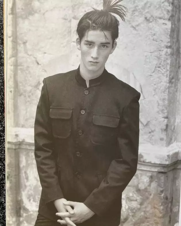 Mike Lewis saat muda © Instagram Mike Lewis saat muda © Instagram