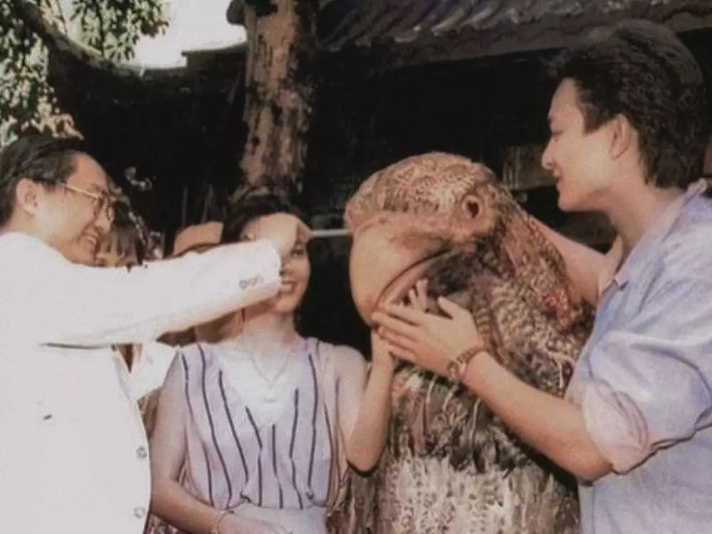 potret Andy Lau dan Idy Chan di luar syuting © berbagai sumber