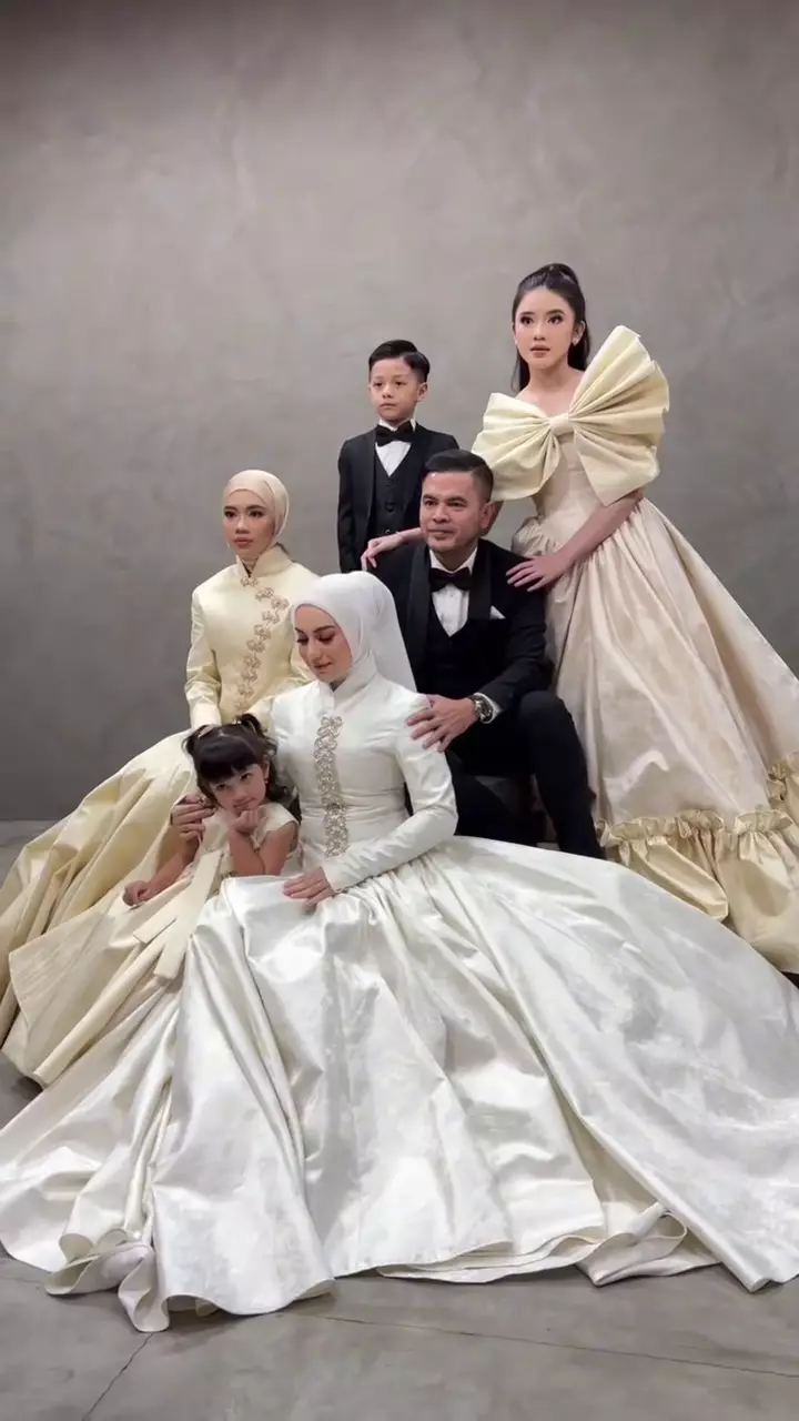 Pemotretan keluarga baru Irish Bella © 2025 Instagram