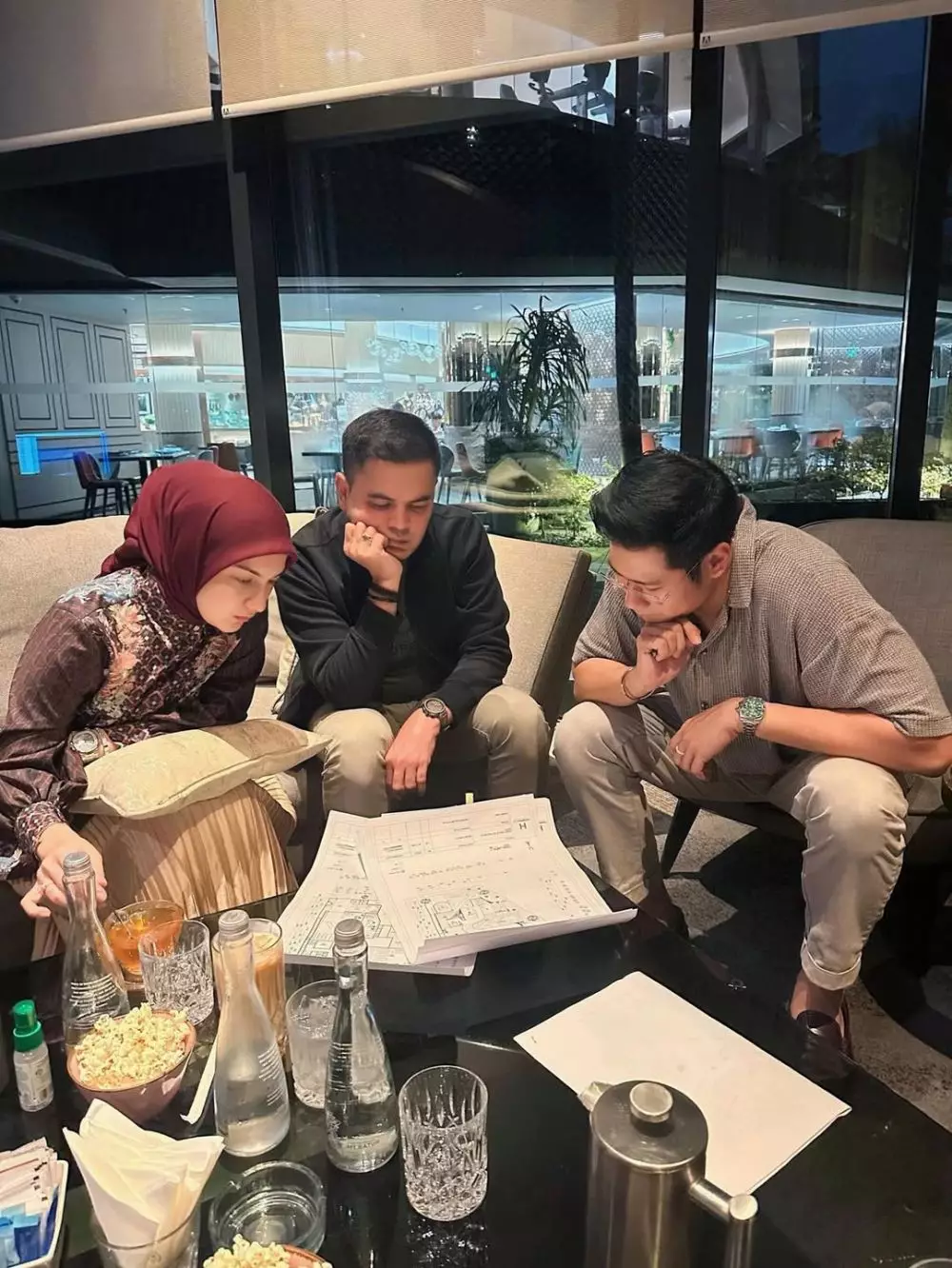 irish bella dan suami bangun rumah baru © 2025 brilio.net irish bella dan suami bangun rumah baru © 2025 brilio.net