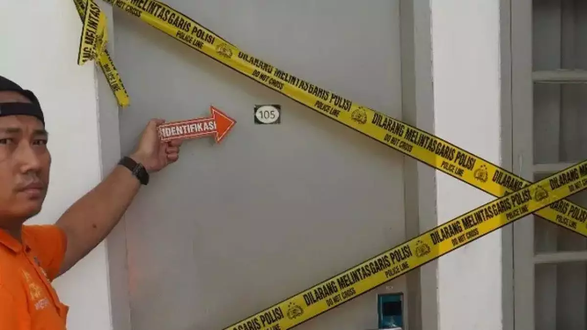 Profil Arya Daru Pangayunan, diplomat muda yang tewas tragis di kamar kos