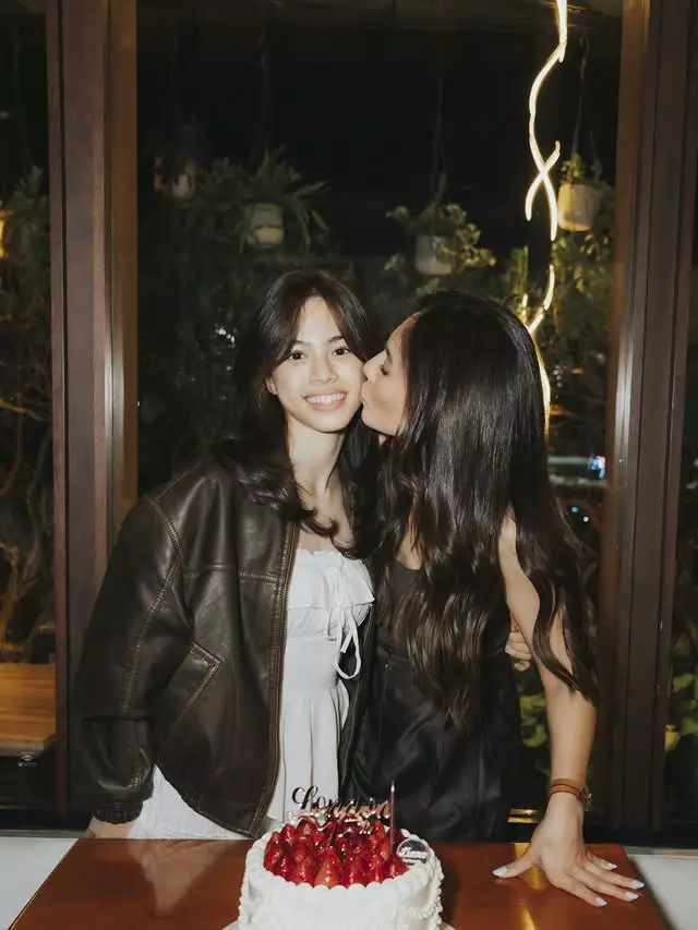 Wulan Guritno rayakan ulang tahun London Abigail © Instagram