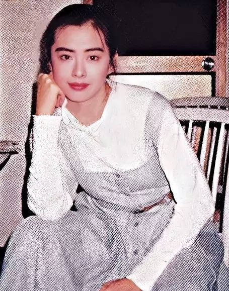 potret masa muda Joey Wong © Instagram