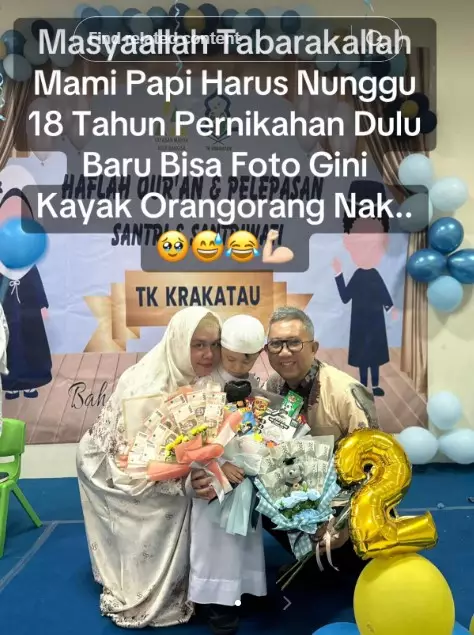 Viral ayah 51 tahun antar anak pertama © TikTok Viral ayah 51 tahun antar anak pertama © TikTok