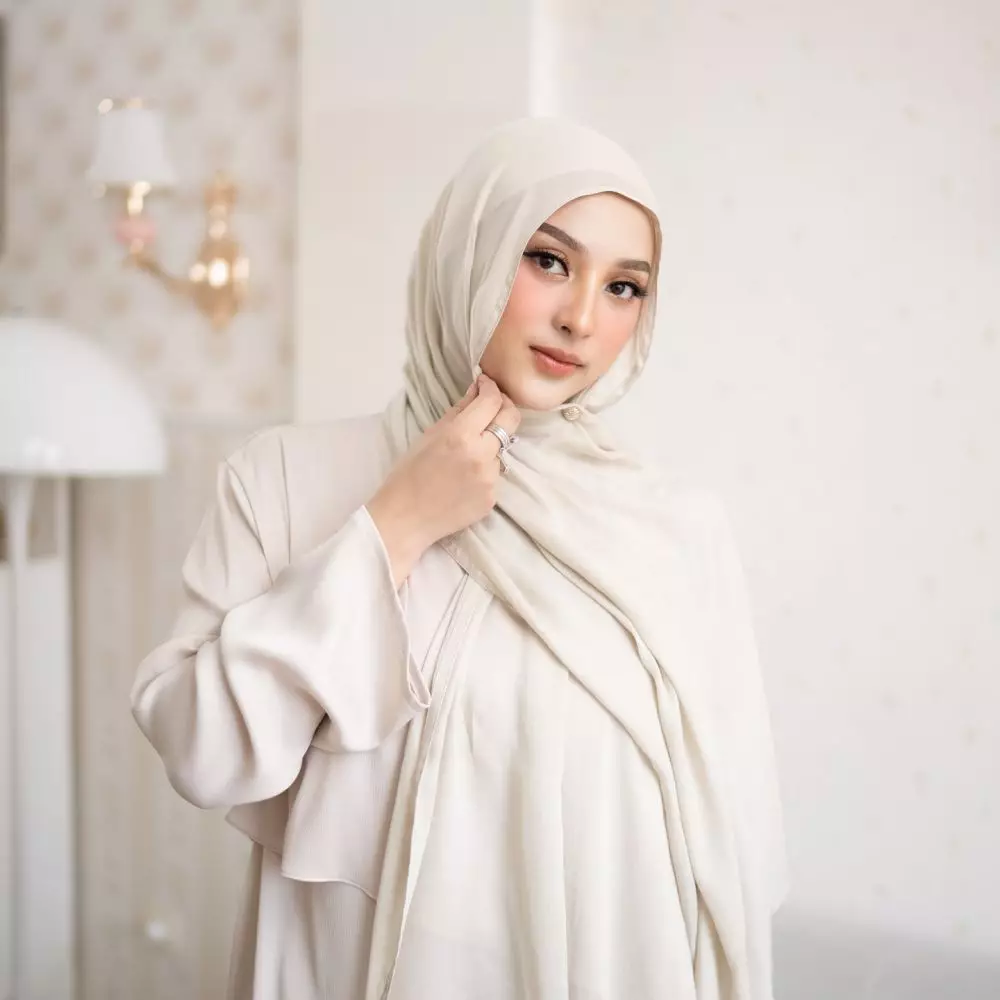 dinan istri doni © 2025 Instagram dinan istri doni © 2025 Instagram