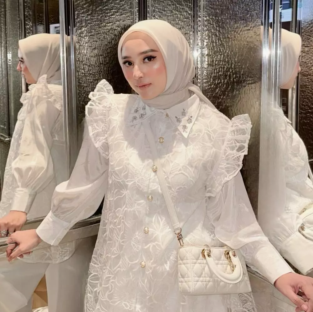 dinan istri doni © 2025 Instagram dinan istri doni © 2025 Instagram