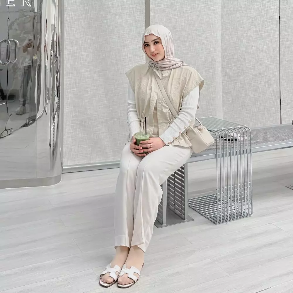dinan istri doni © 2025 Instagram dinan istri doni © 2025 Instagram