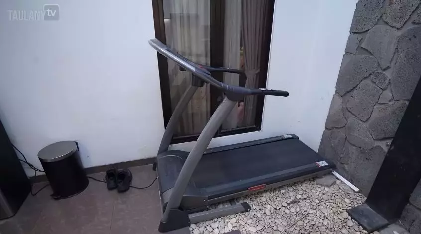 penampakan dapur ello © YouTube