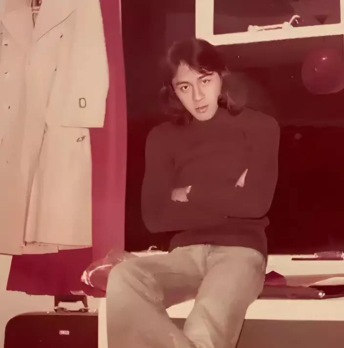 Foto lawas ayah Sherina Munaf mirip Jackie Chan © 2025 Instagram Foto lawas ayah Sherina Munaf mirip Jackie Chan © 2025 Instagram