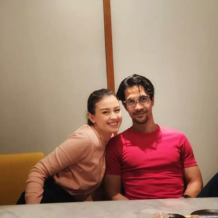 Fakta konflik Kimberly Ryder dan Edward Akbar © 2025 Instagram Fakta konflik Kimberly Ryder dan Edward Akbar © 2025 Instagram