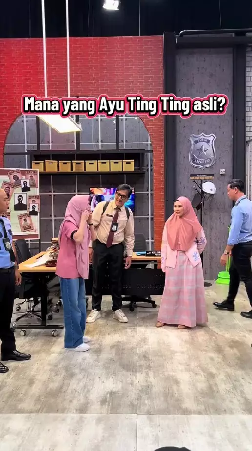 Ayu Ting Ting jumpa emak-emak kembarannya © TikTok