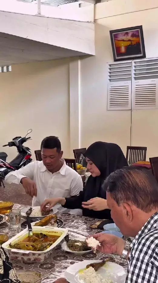 Clara Shinta diulosi jelang nikah © Instagram